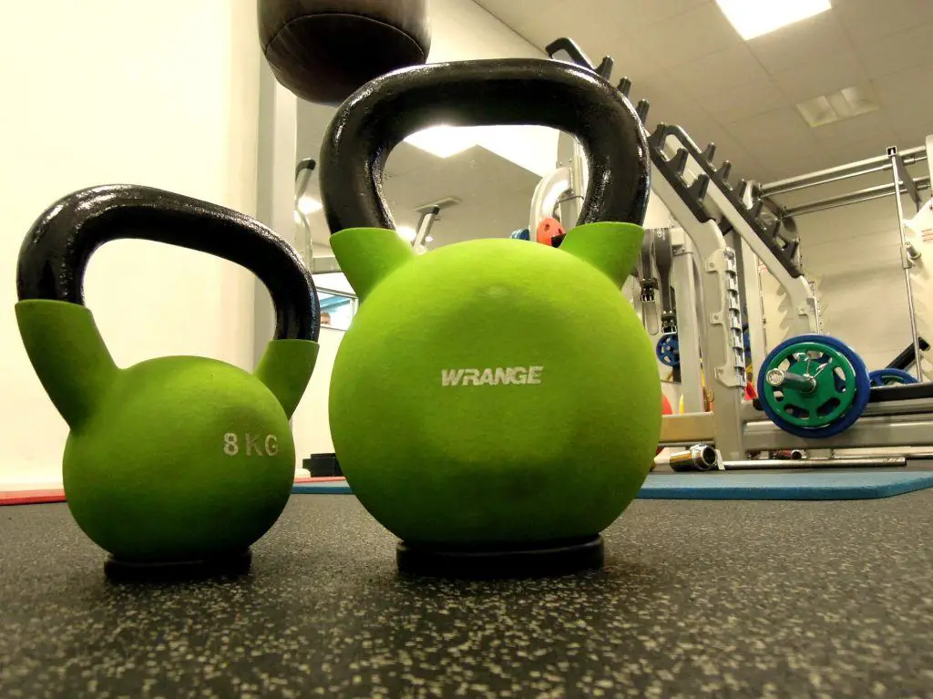 30_minute_kettlebell_workout_002 kettlebell is the perfect workout equipment for those who are always on the go