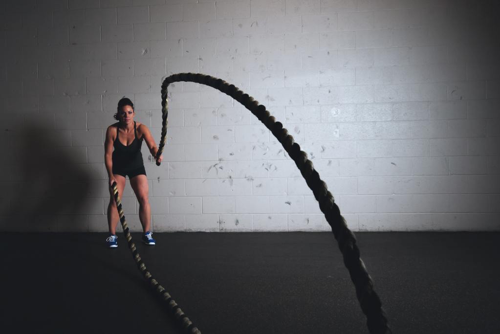 best-exercises-for-women-005 woman ropes upper body exercise best
